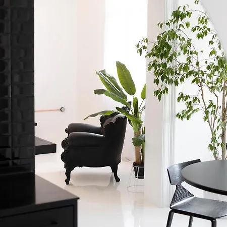 Trilogy Black Thessaloniki Exterior photo