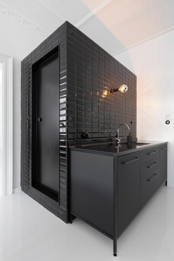 Apartament Trilogy Black *